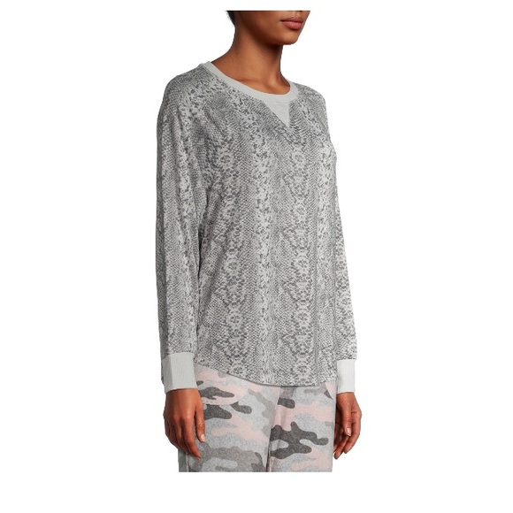 NWT Women's Snake Hacci Pajama Top - Picture 4 of 4